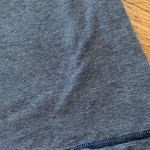 Lululemon Lively Crewneck Tee Vitasea White Black Microstripe Size Small - Picture 8 of 8